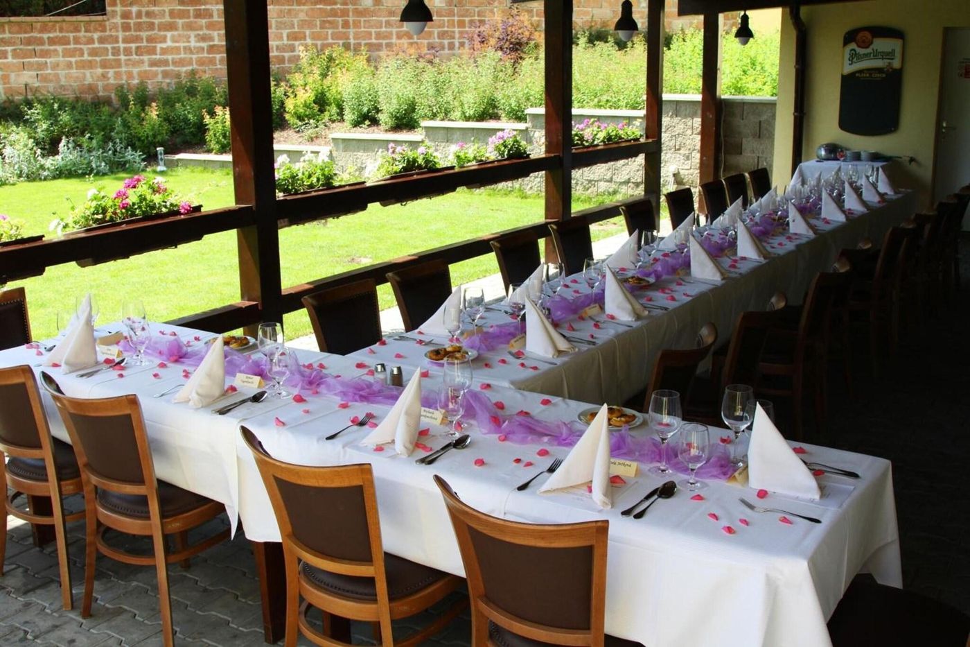 Dolce-Villa-Restaurant-19