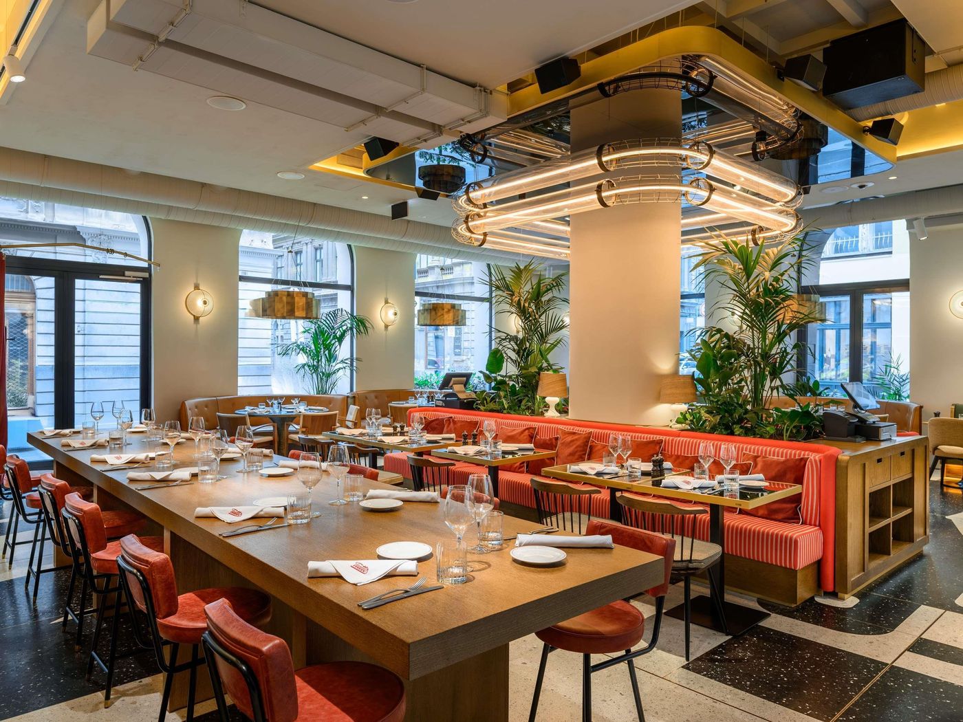 Pullman-Budapest-Restaurant-50