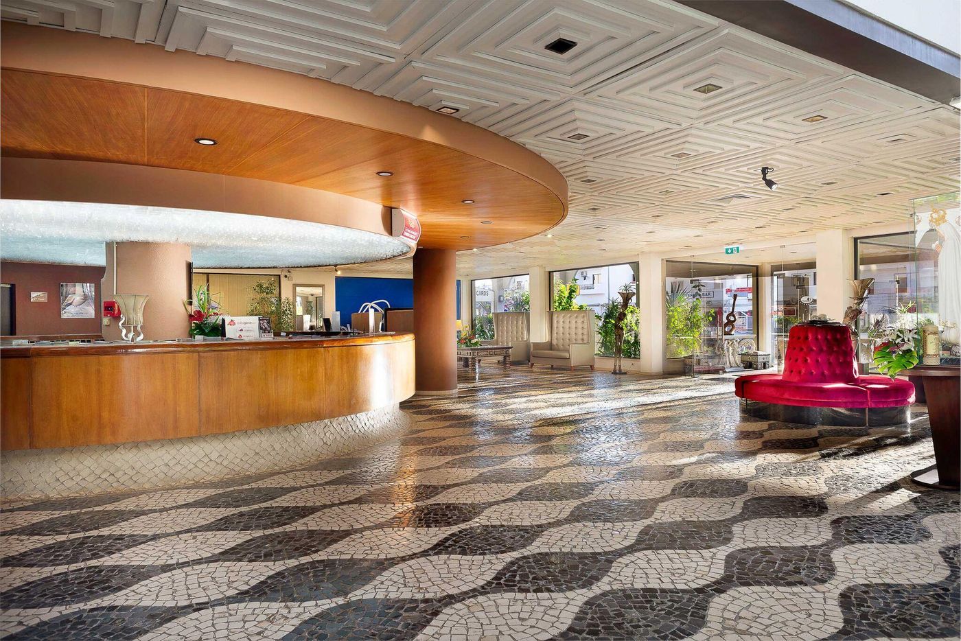 Muthu-Oura-Praia-Hotel-Lobby-61