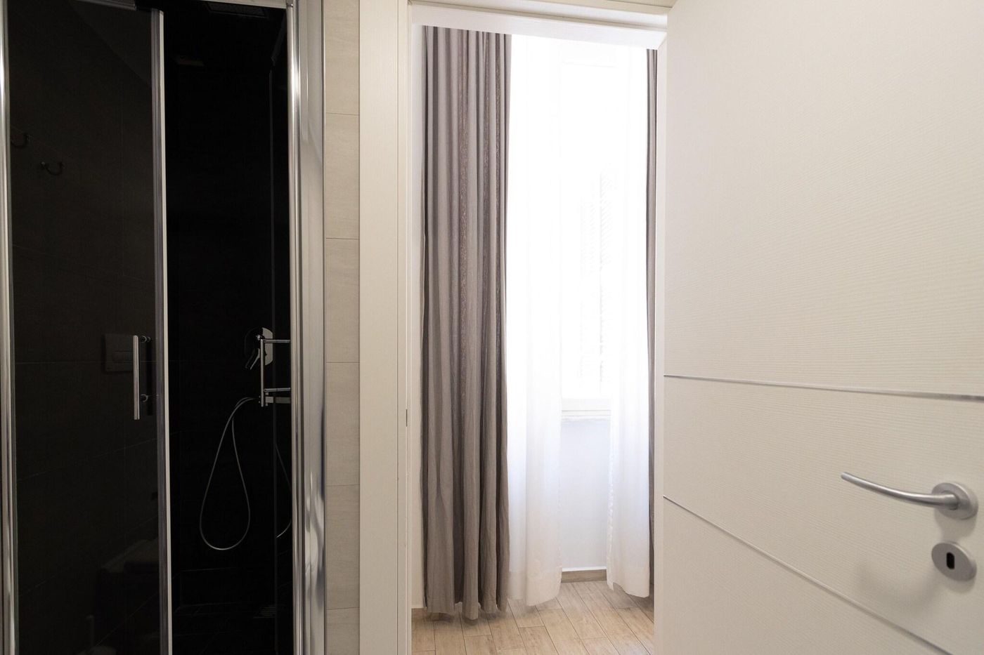 Maison-Maneli-Luxury-B-B-Room-31