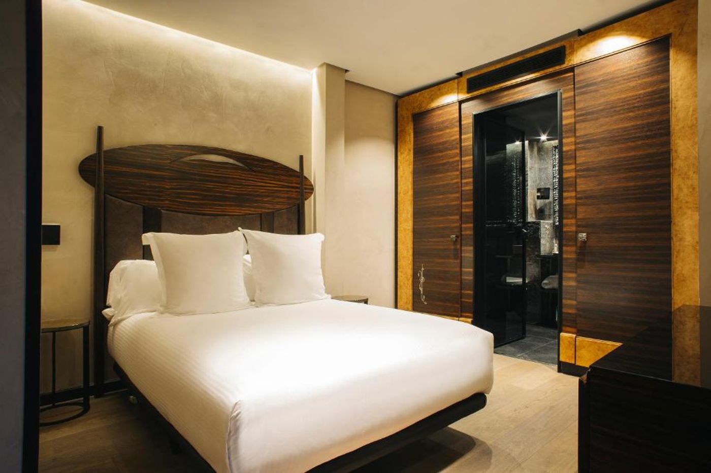 Bagues-Spain-BARCELONA-Room-2