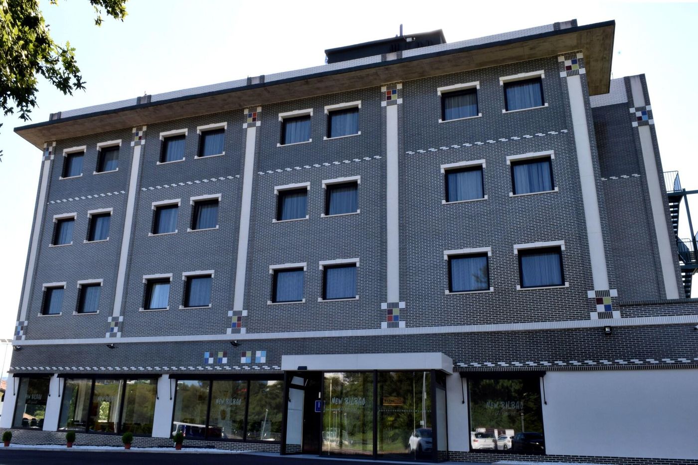 Hotel New Bilbao Airport-Spain-DERIO-General view-2