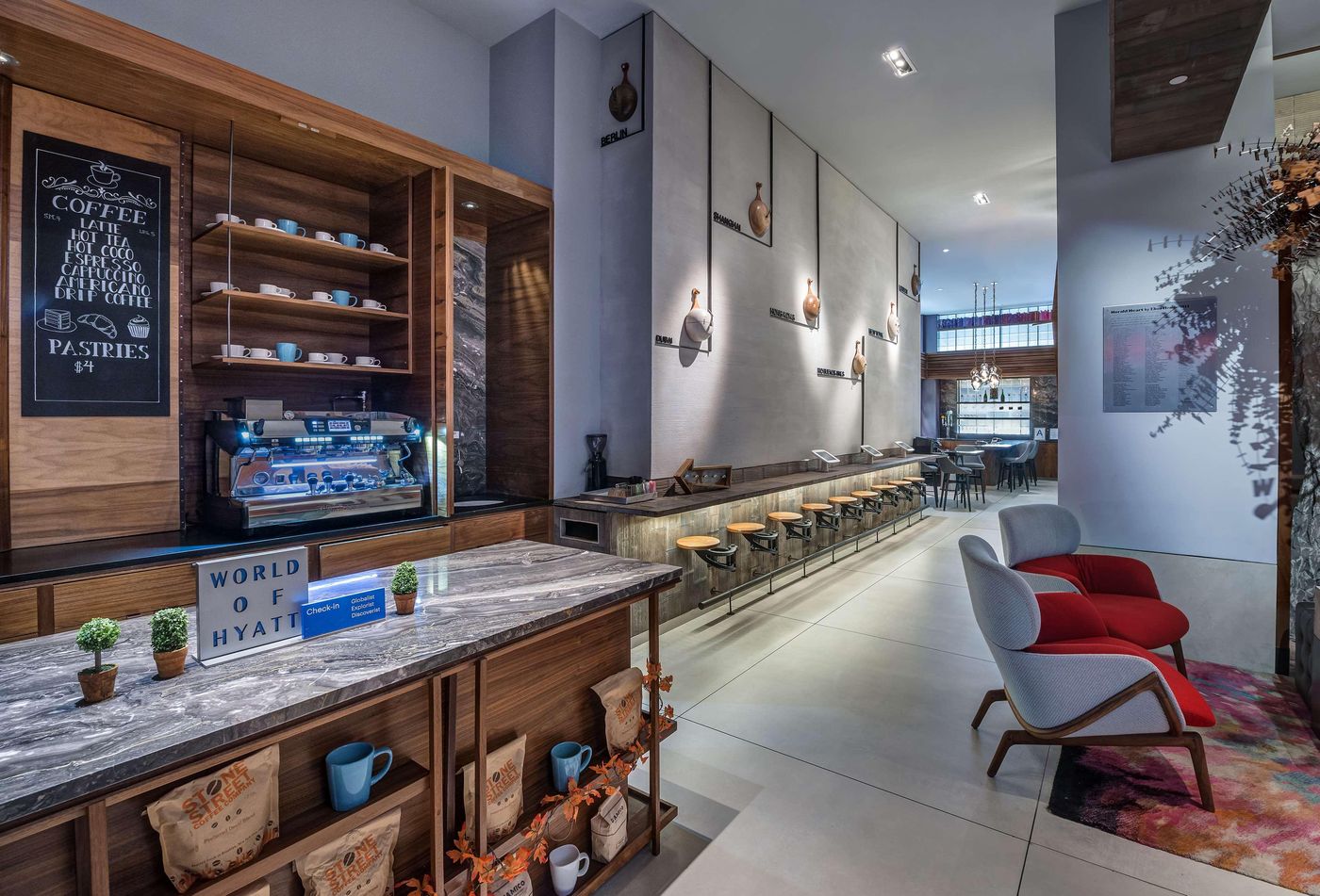 Hyatt-Herald-Square-New-York-Lobby-4