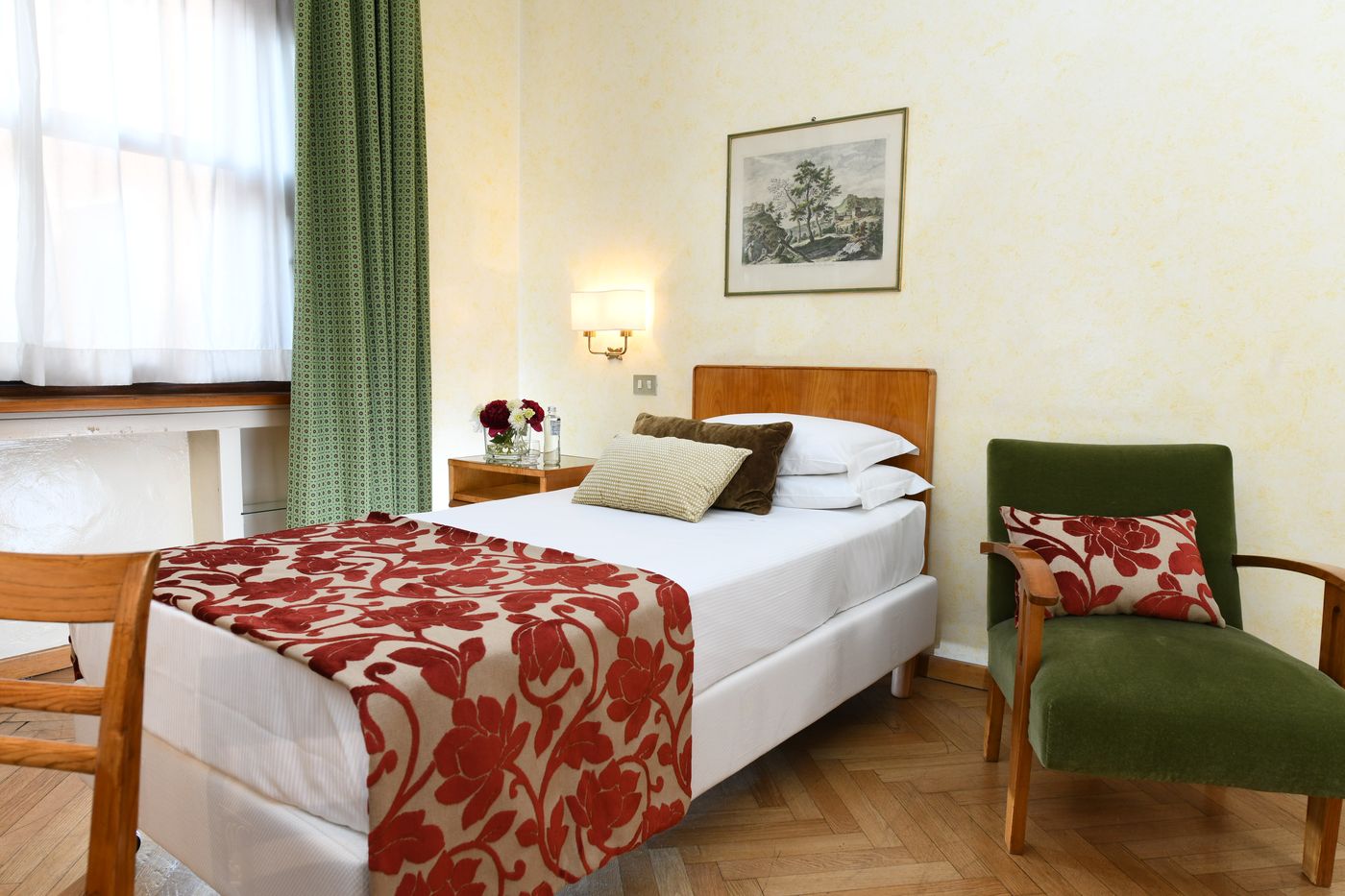 Bettoja-Hotel-Mediterraneo-Room-30