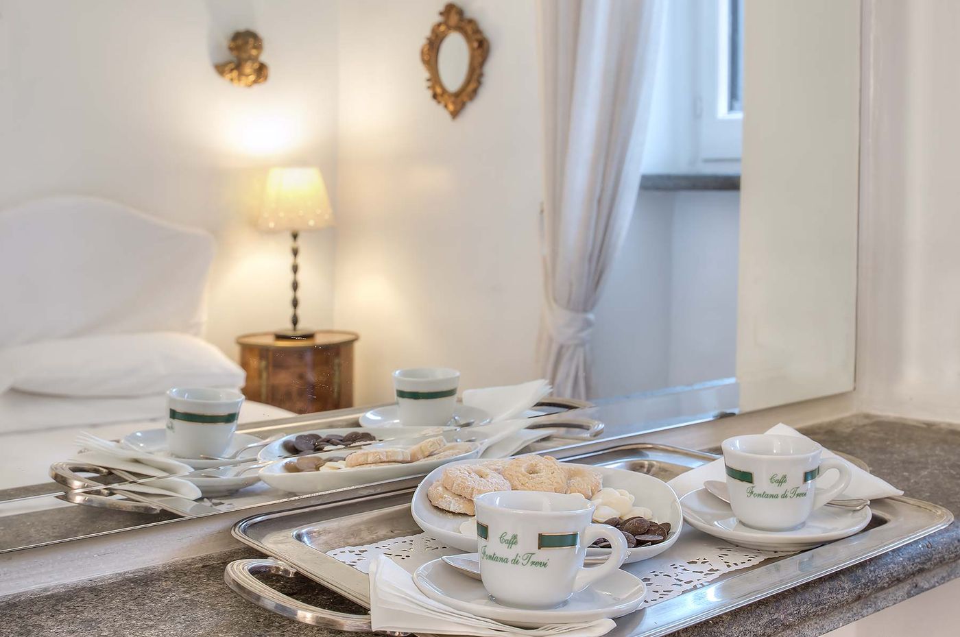 Hotel-Fontana-Room-16