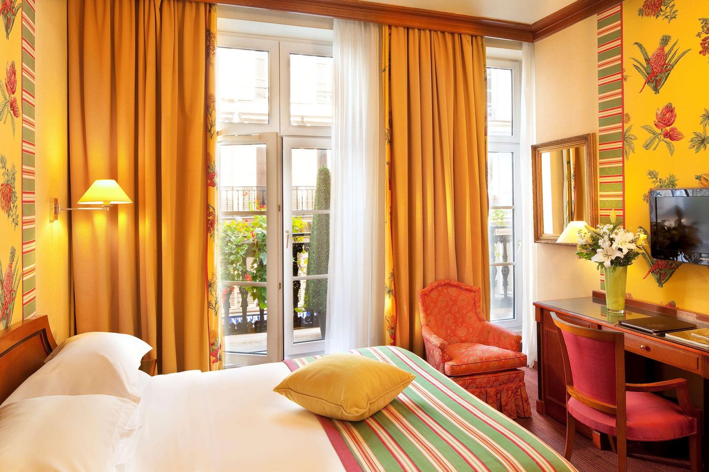 Hotel-L-Horset-Opera--BW-Premier-Collection-Room-7