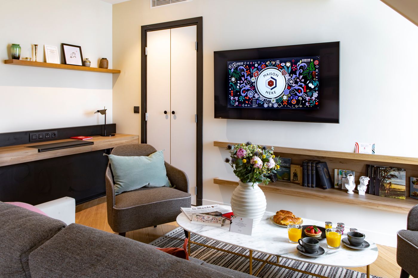 Hotel-Maison-Mere-Room-44