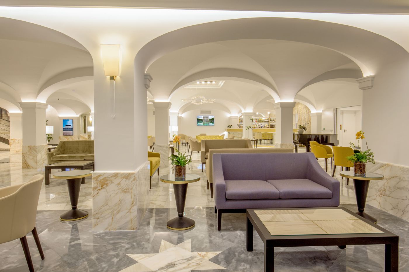 Shangri-La-Roma-Lobby-2
