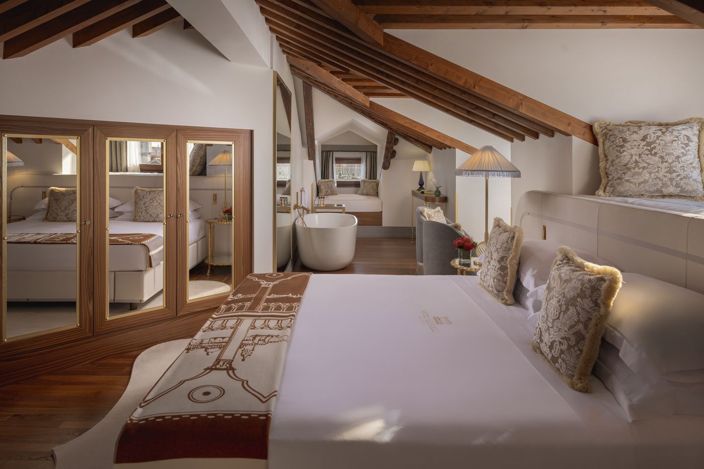 Gabrielli-Sandwirth-Room-37