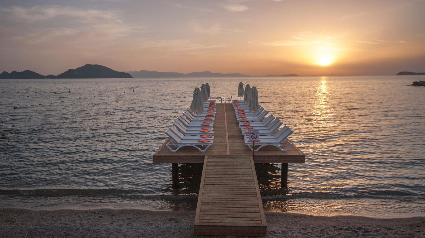 Dragut-Point-North-Hotel-General-view-44