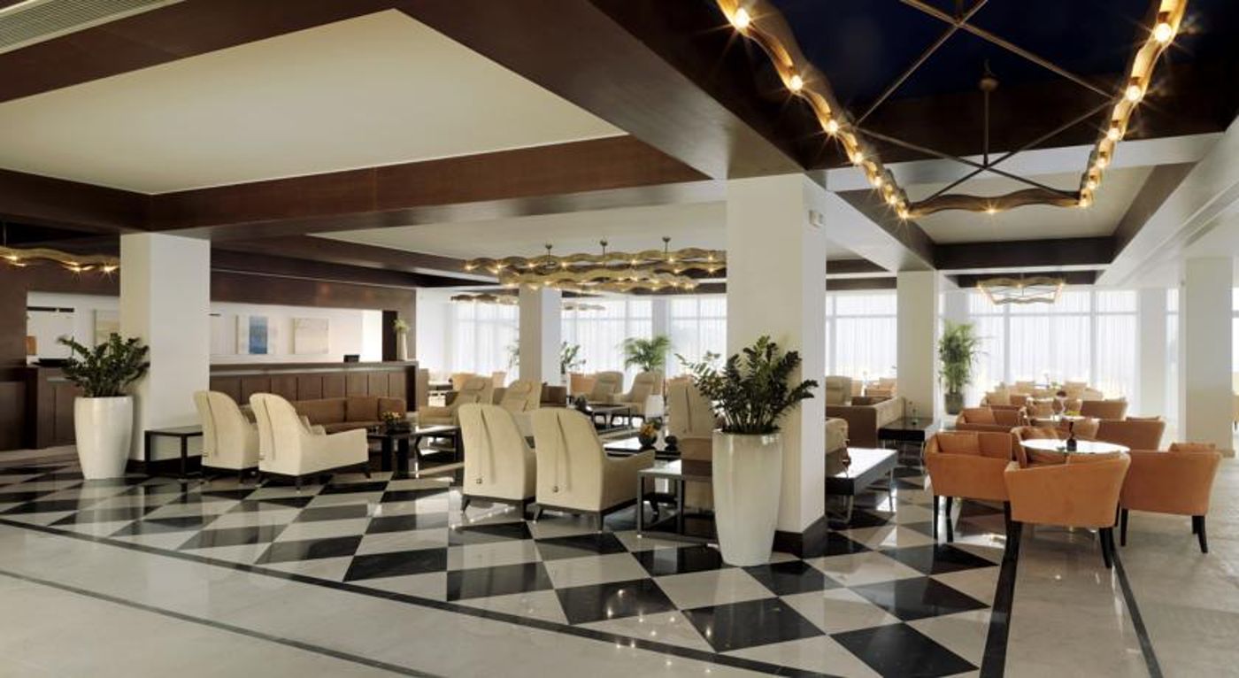 Louis-Apostolata-Island-Resort-Lobby-35