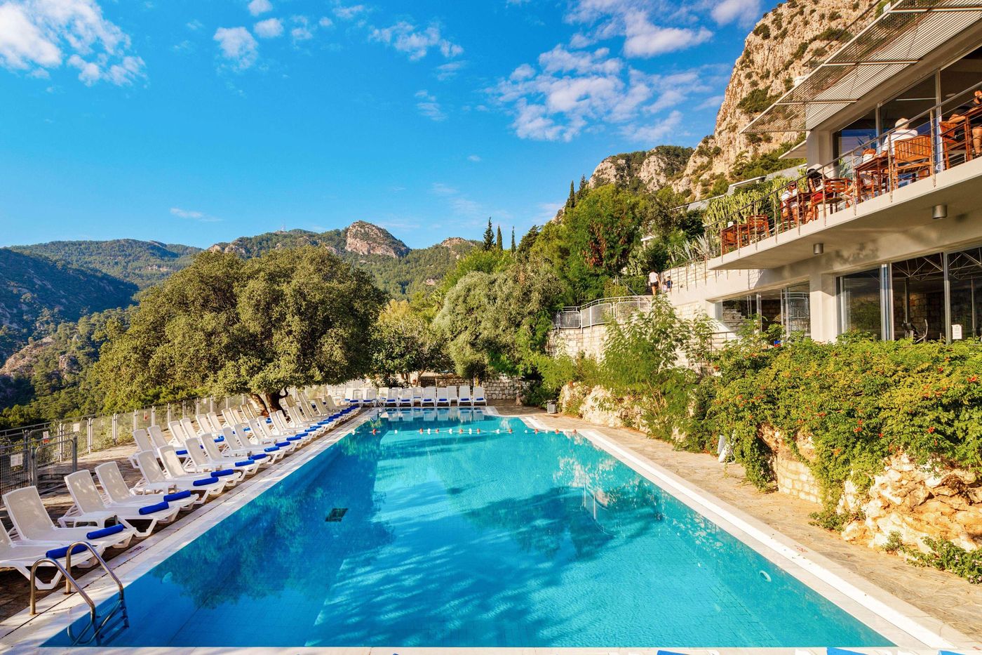 Loryma-Resort-Hotel-Pool-5