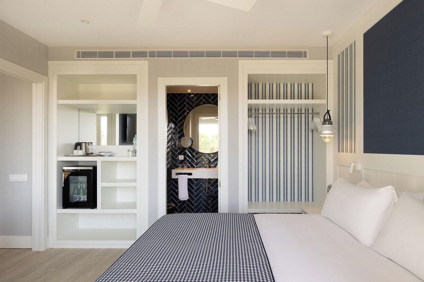 Catalonia-Mirador-des-Port-Room-40