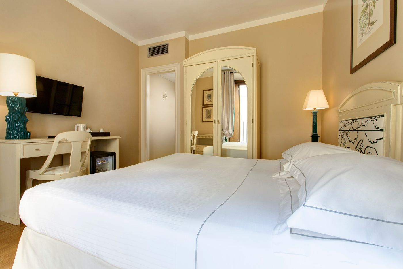 Grand-Hotel-Cavour-Room-48