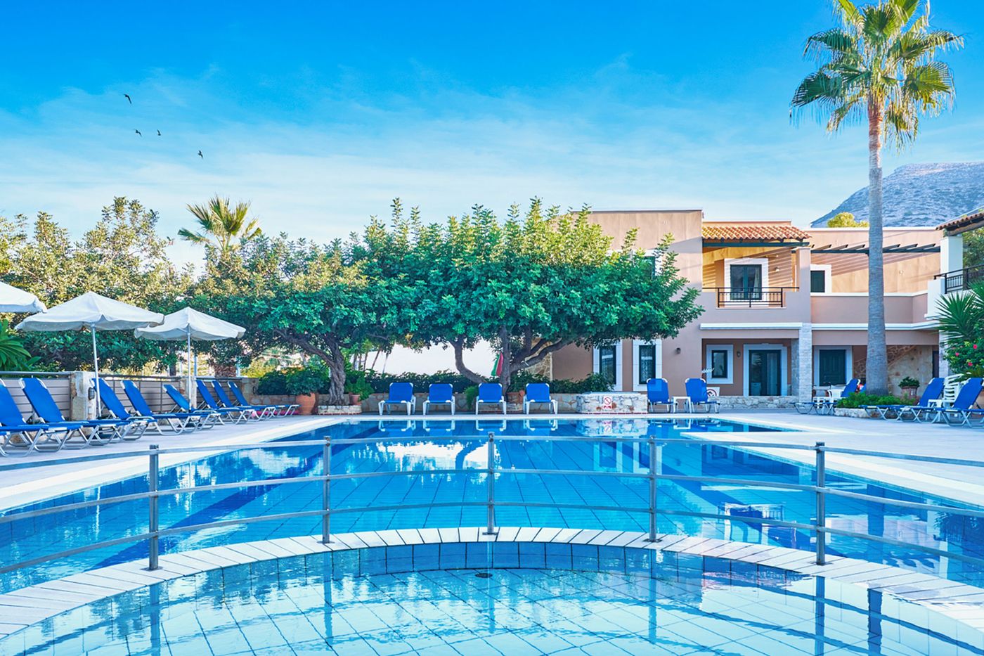 Dionysos Studios & Apartments (5)