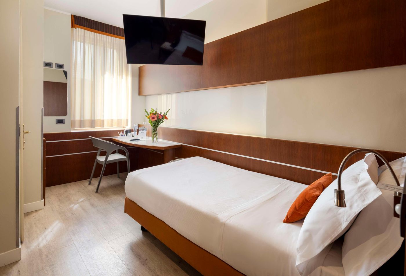 Best-Western-Hotel-Madison-Room-18