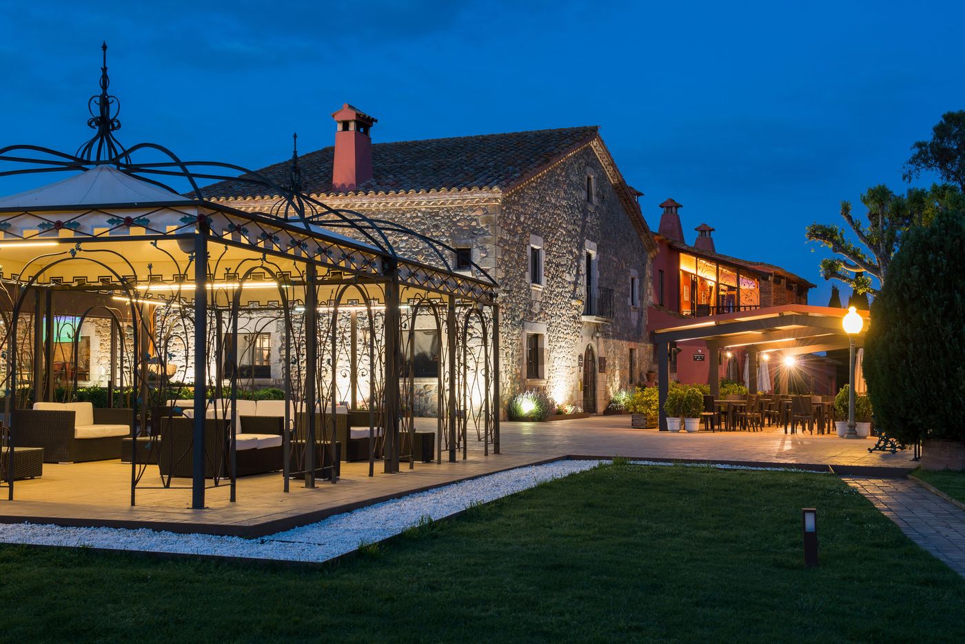 Mas-Tapiolas-General-view-13