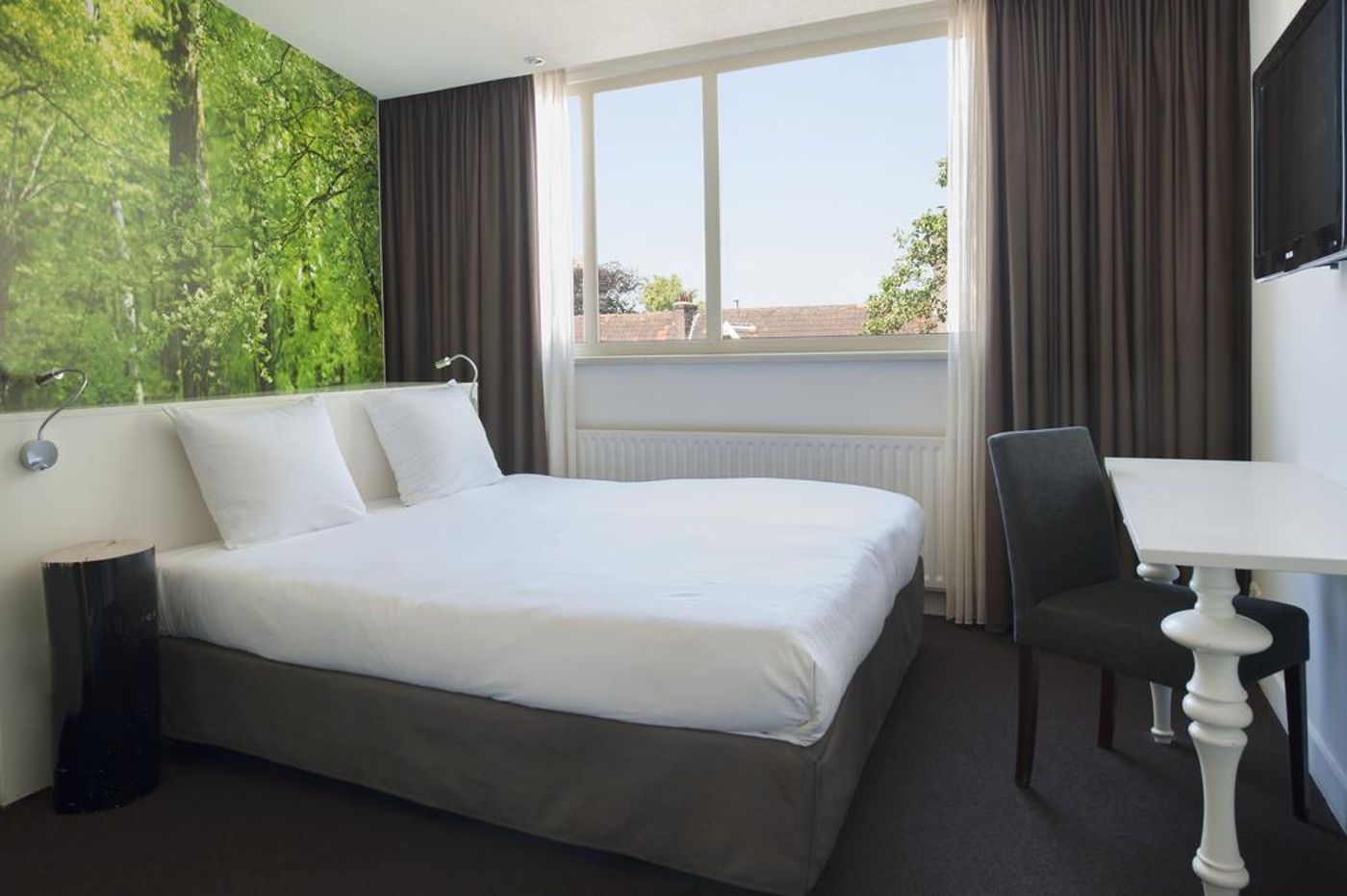 Conscious-Hotel-Museum-Square-Room-9