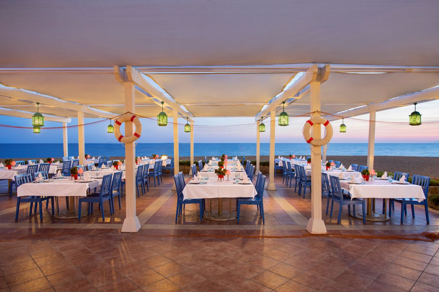 IC-Hotels-Santai-Family-Resort-Restaurant-84