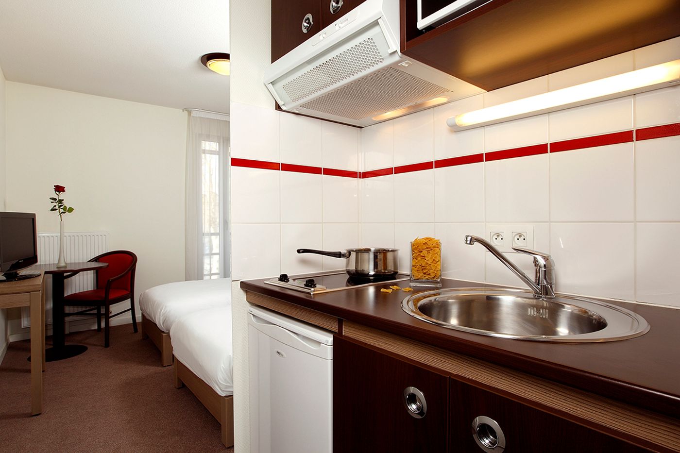 Appart-City-Confort-Paris-Clichy-Mairie-Room-4