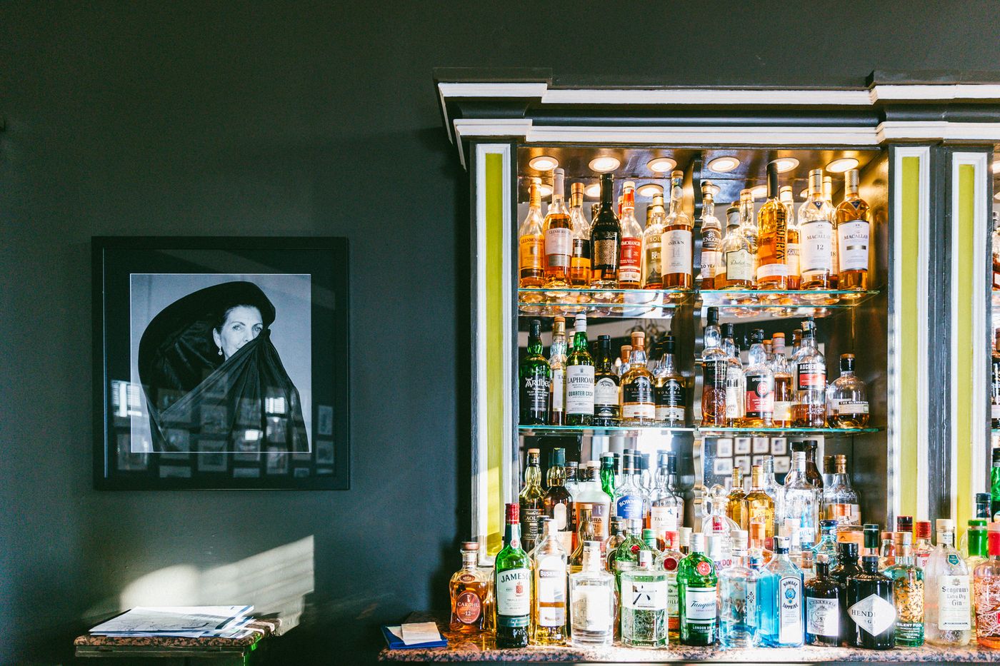 Hotel-Phoenicia-Bar-65