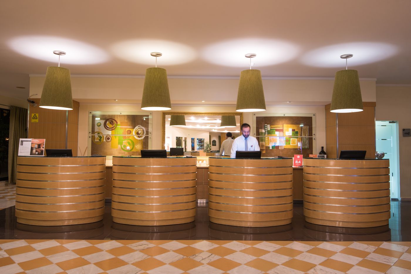 Vila-Gale-Marina-Lobby-39