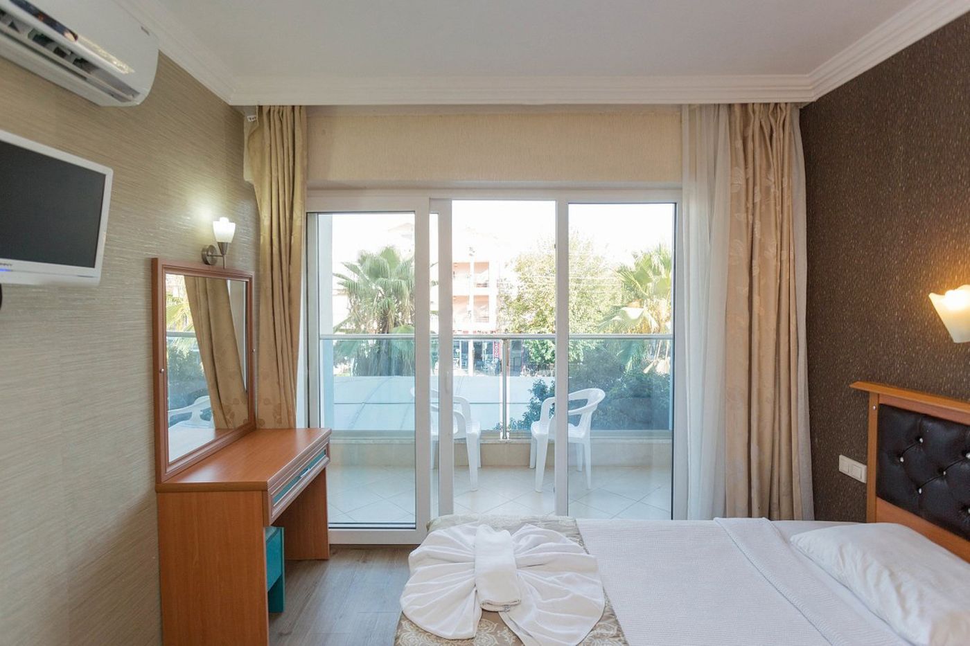 Epic Hotel and Aparts