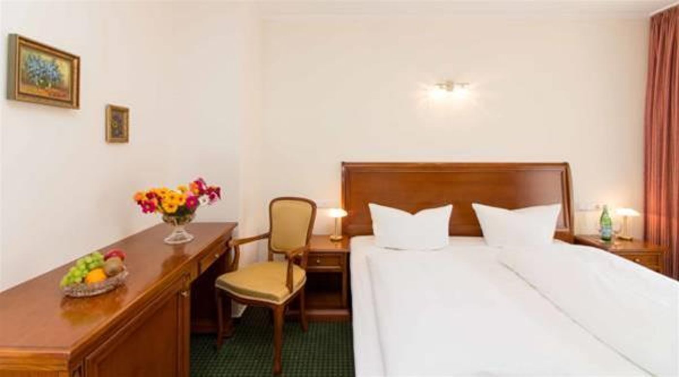 Beek-Germany-BADEN-BADEN -General view-2