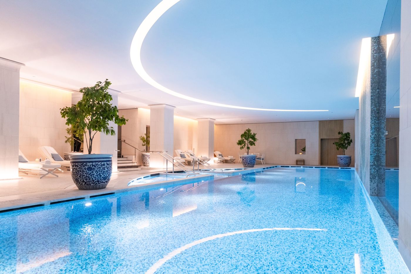 The-Peninsula-Paris-Pool-72