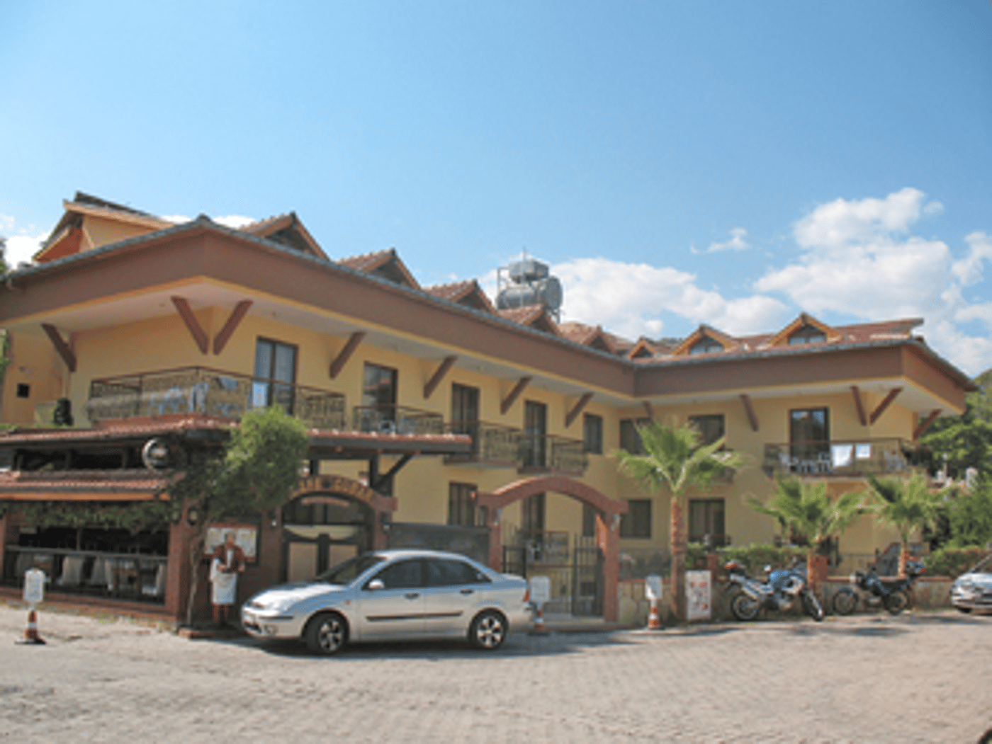 Orange Garden Apartments