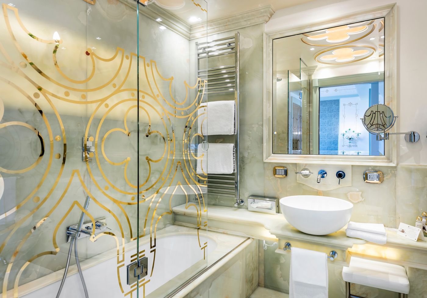 Monaco-and-Grand-Canal-Room-35