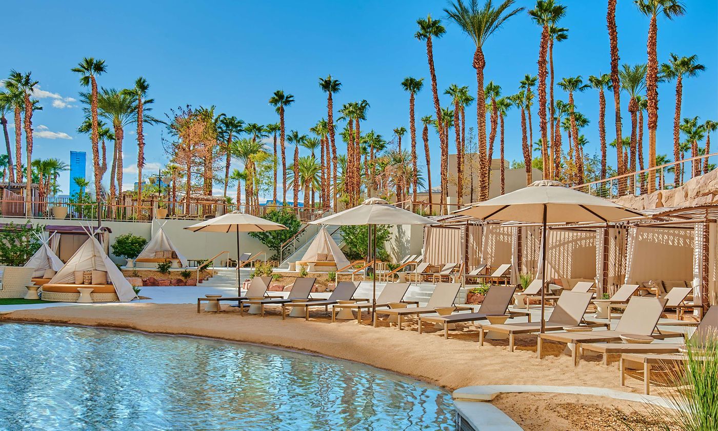 Virgin-Hotels-Las-Vegas-Curio-Collection-by-Hilton-Pool-101