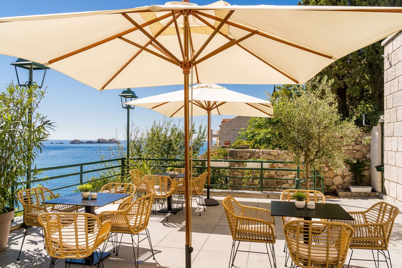 Art-Hotel-General-view-21