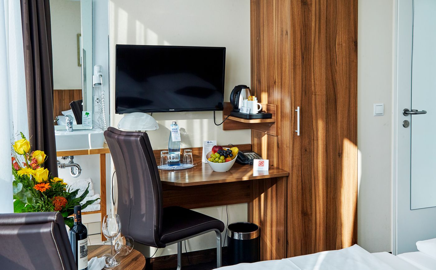 B-B-HOTEL-Berlin-Mitte-Room-8