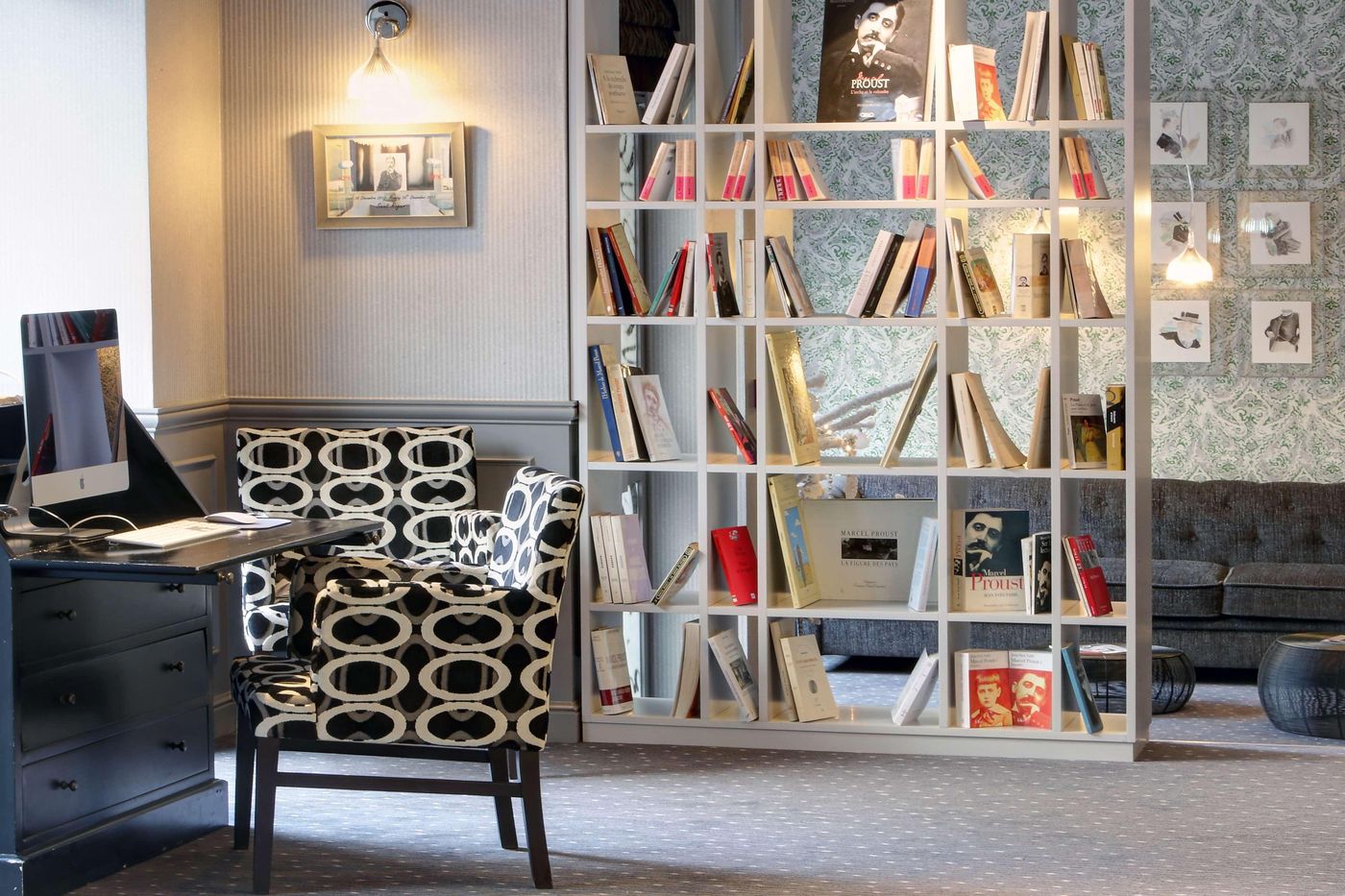 Hotel-Litteraire-Le-Swann--BW-Premier-Collection-Lobby-8