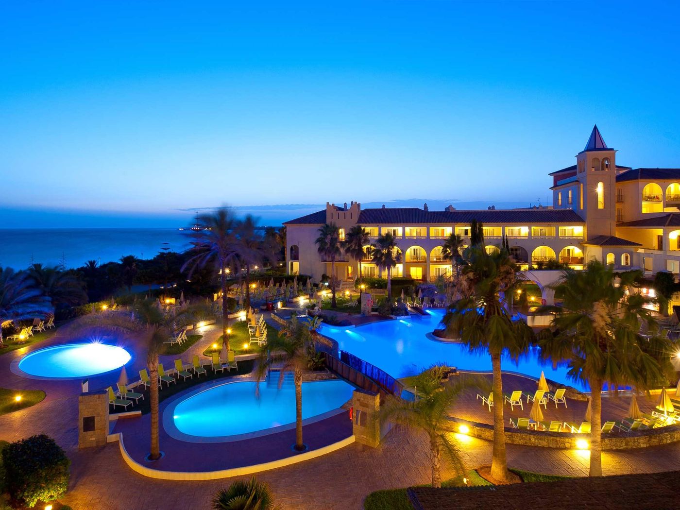 Hotel-Fuerte-Conil-Costaluz-Pool-4