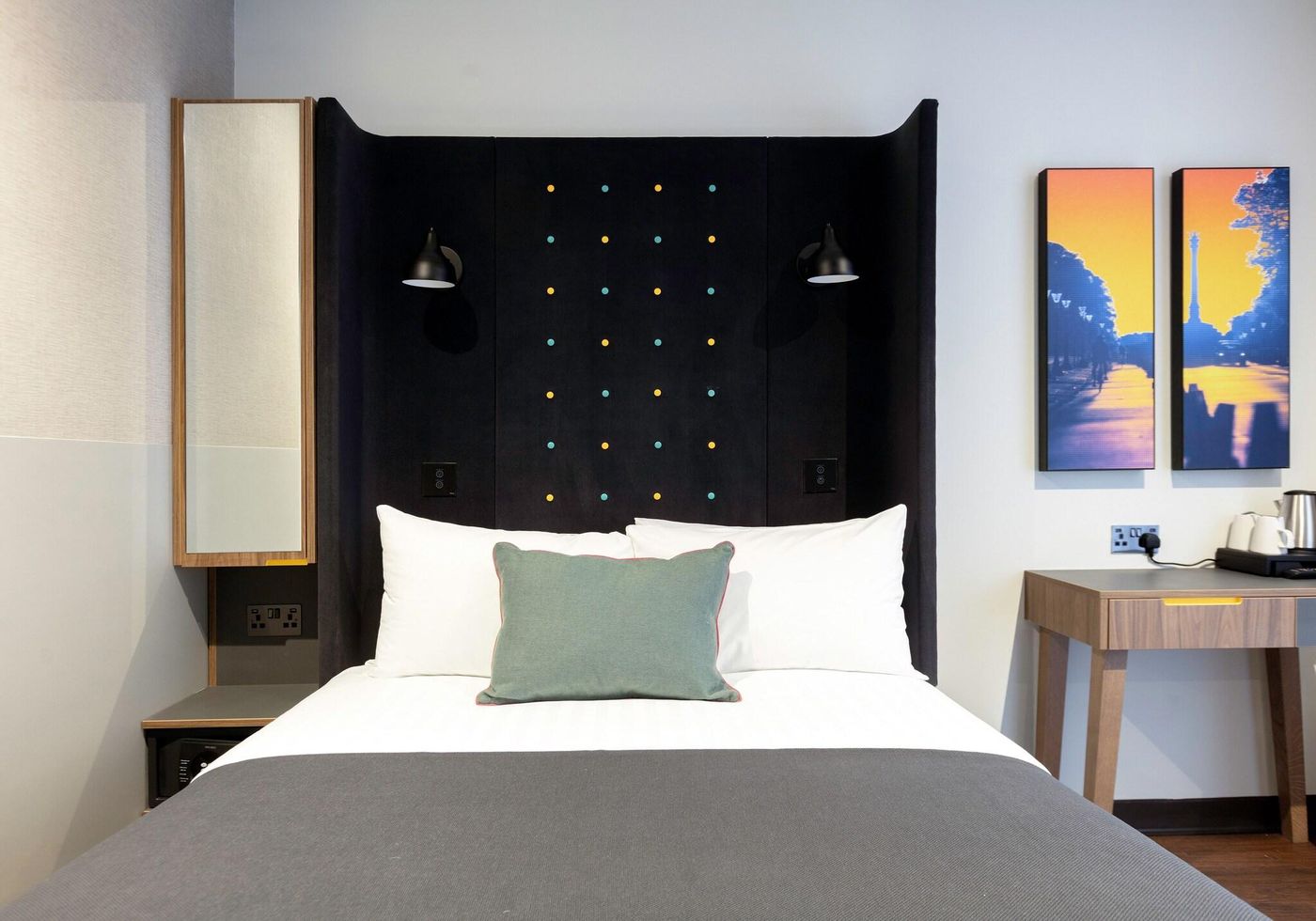 Point A Hotel Dublin Parnell Street-Ireland-Dublin-Room-10