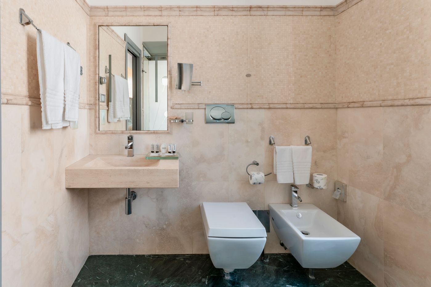 Hotel-Trecento-Room-31