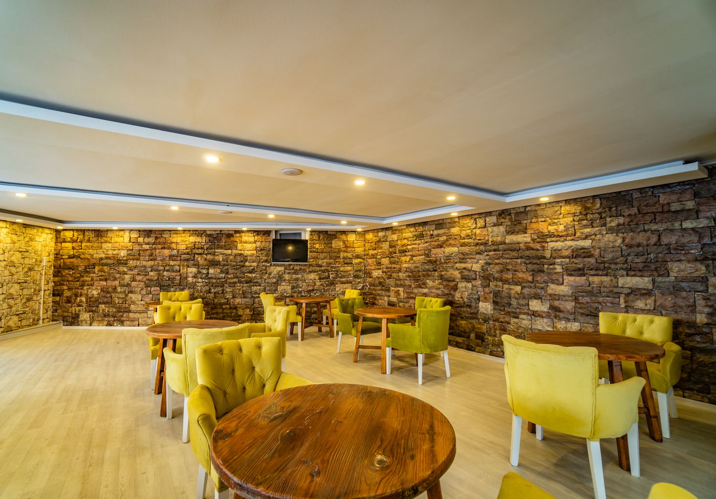 Joker Vista Hotel Side