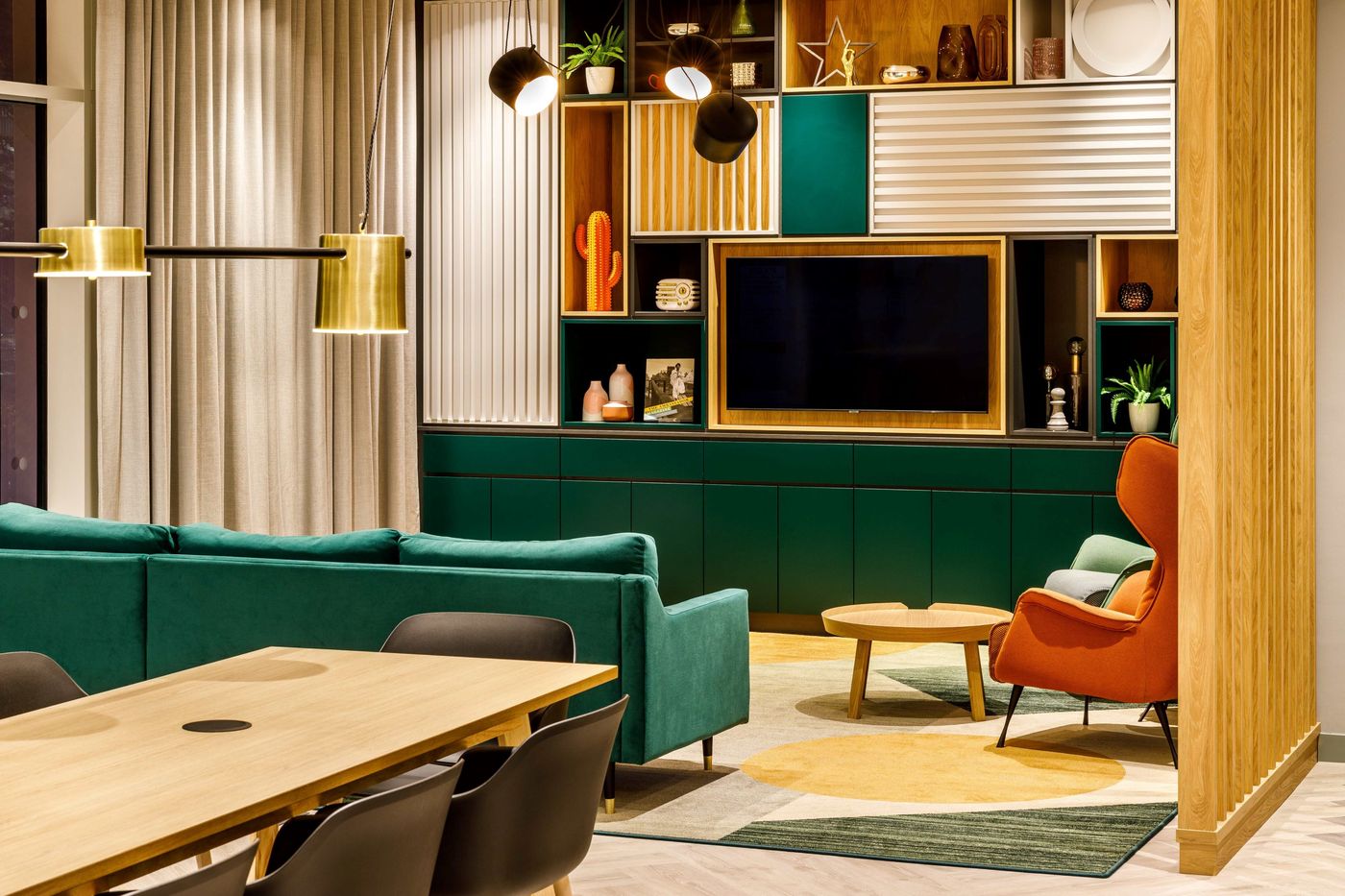 Holiday Inn Manchester Airport-United Kingdom-Manchester Airport-General view-5