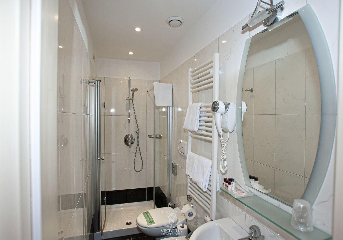 Viktoria Palace - Italy - Venezia - Room - 6