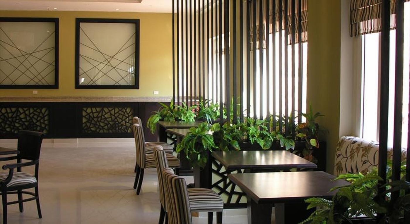 Pyramisa-Sunset-Pearl-Restaurant-22