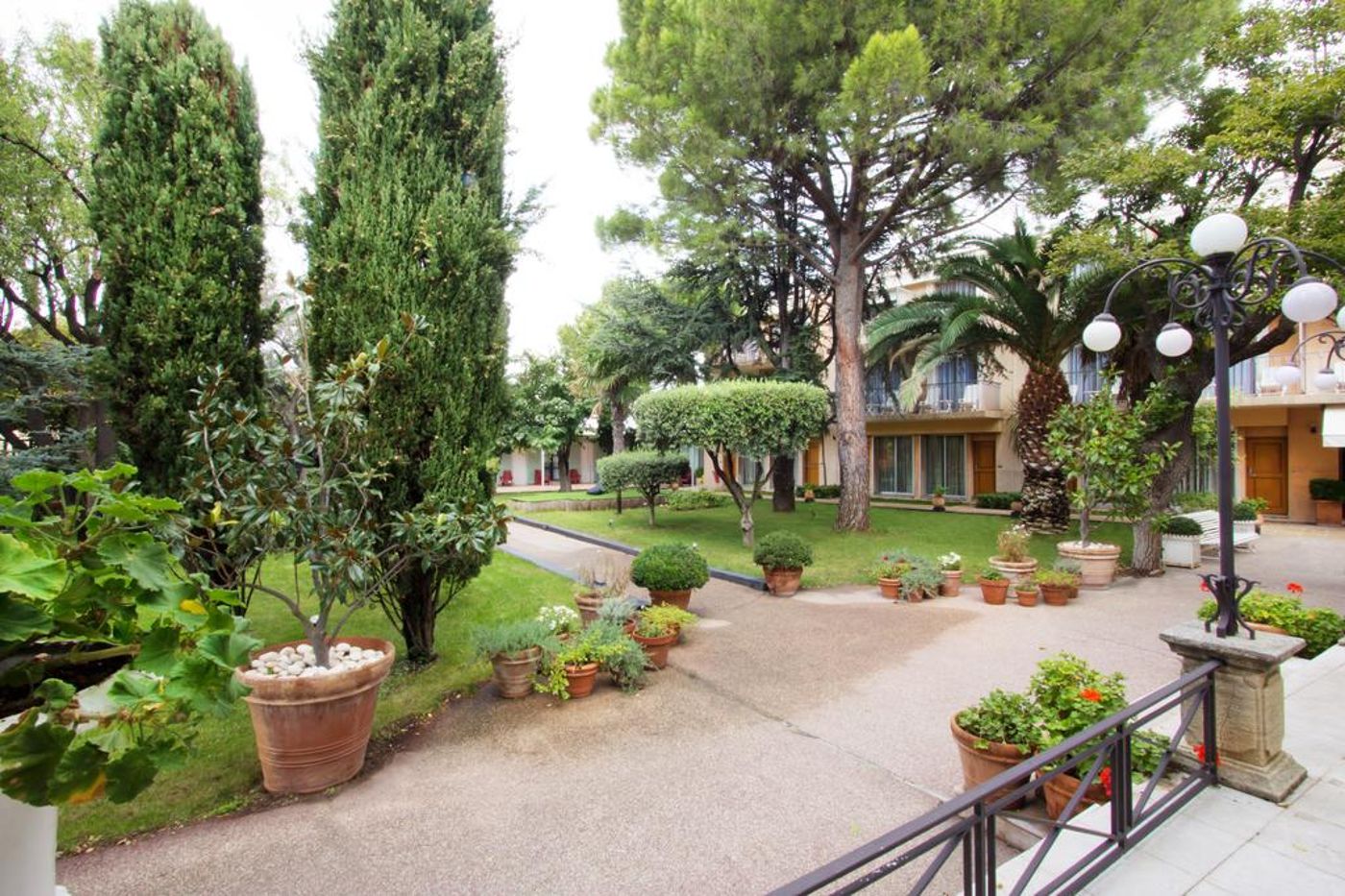 Mercure Marseille Bompard La Corniche-France-MARSEILLE-General view-2