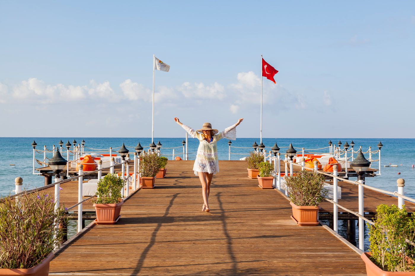 Sunrise-Resort-Hotel-Beach-62