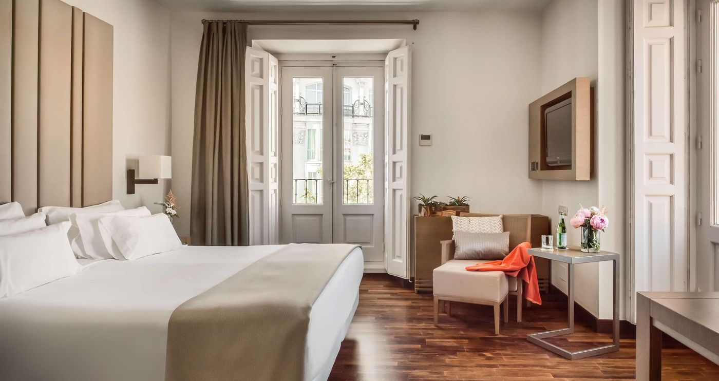 NH-Collection-Madrid-Palacio-de-Tepa-Room-41