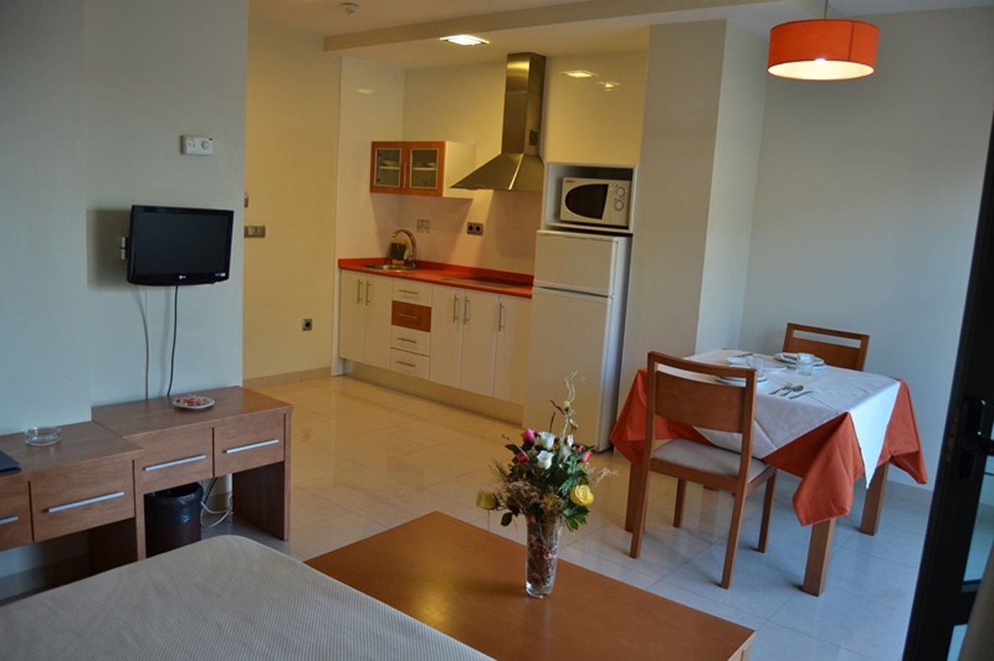 Bah----a-Aparthotel-Room-12