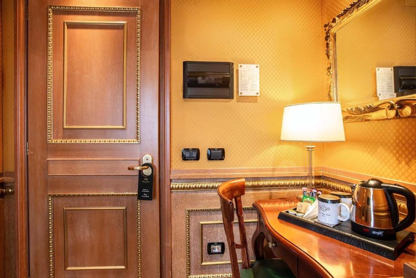 Hotel-River-Palace-Room-44