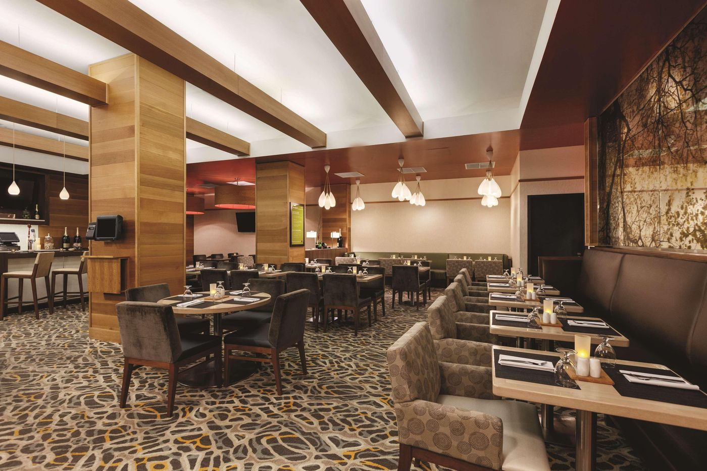 Hilton-Garden-Inn-Midtown-East-Restaurant-10