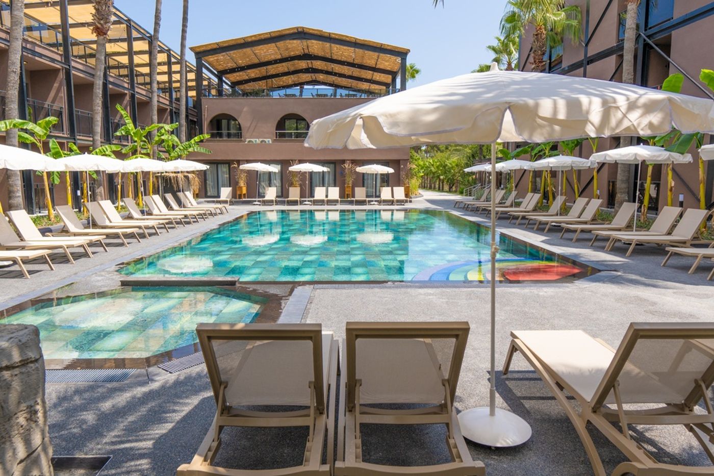 Golden-Sun-General-view-11