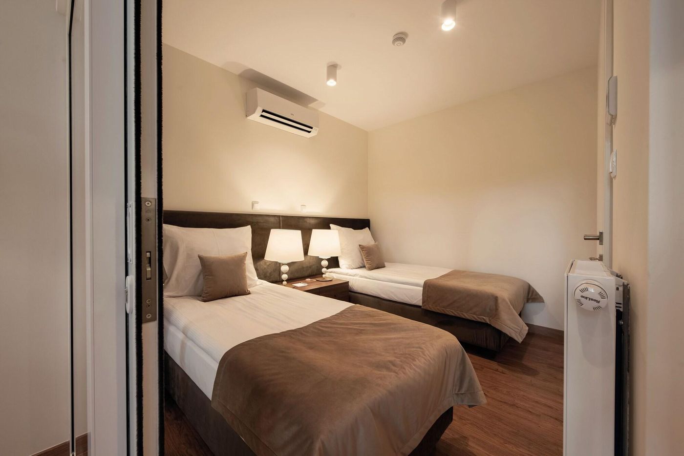 W-Sercu-Krakowa-Aparthotel-Room-33